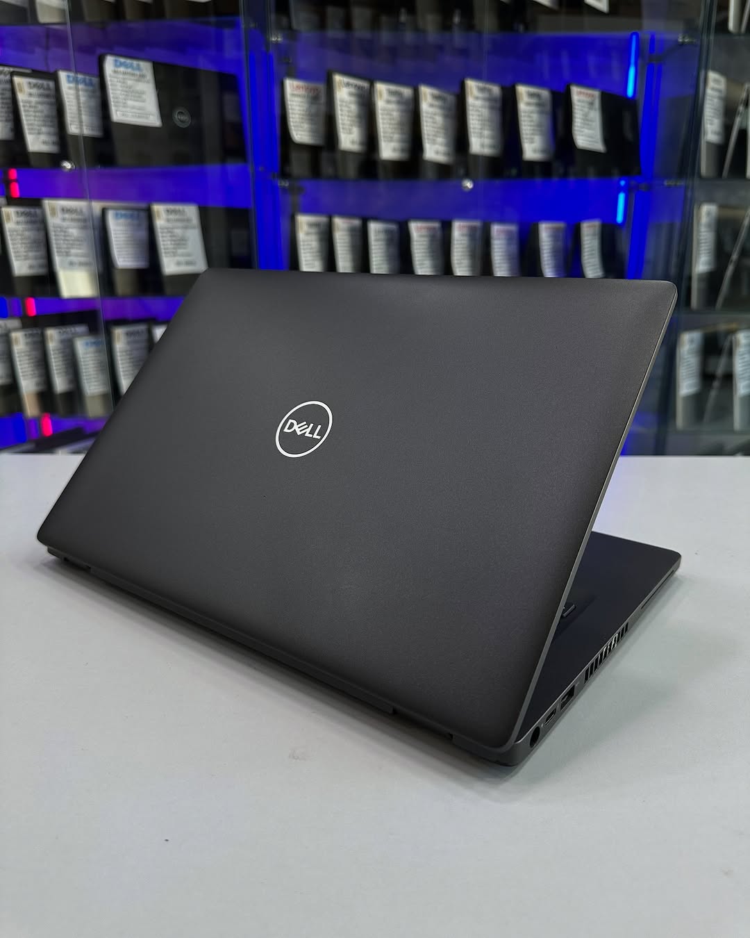 💻 Dell Latitude 5400 | i7 8th • 16GB • 512GB SSD • Touch • Slim Design • Like New ✨