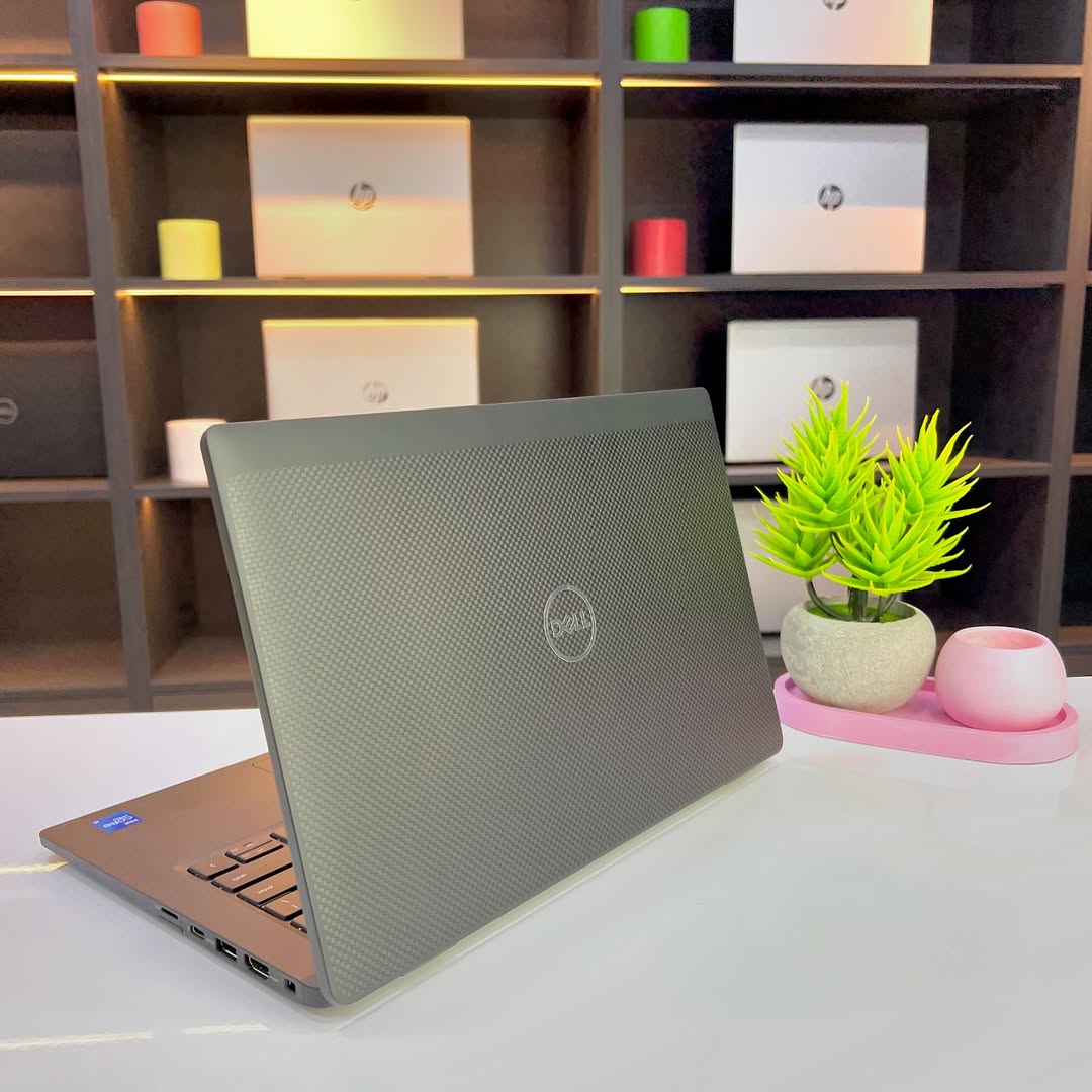 💻 Dell Latitude 7410 | i7 10th • 16 GB • 512 GB SSD Business Laptop ✨