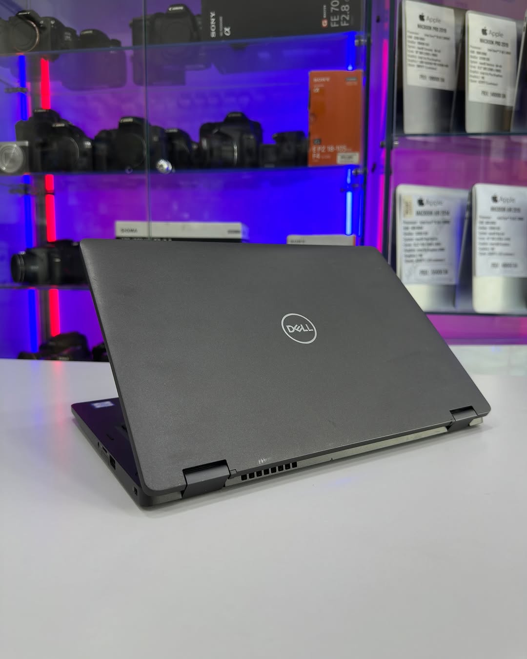 💻 Dell Latitude 5300 2-in-1 | i7 8th • 16 GB • 512 SSD • Premium Touch ✨