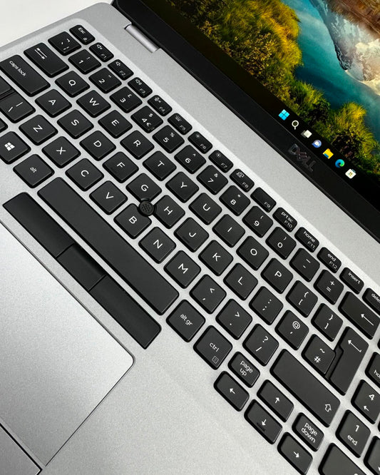 Dell Latitude 5510 • 15.6" FHD Touch • i7 10th •16GB •512GB SSD • Like New ✅